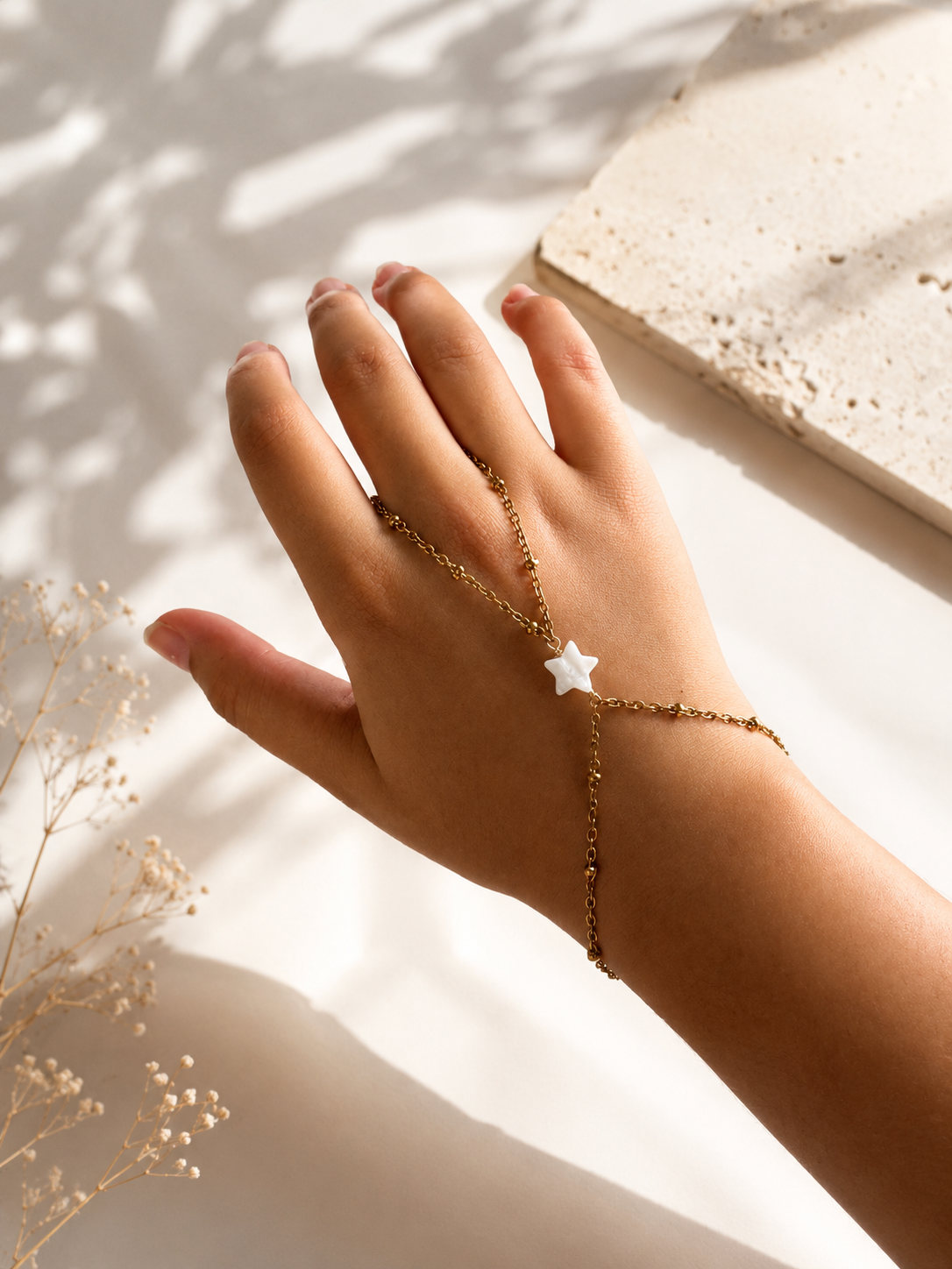 Star Hand Chain